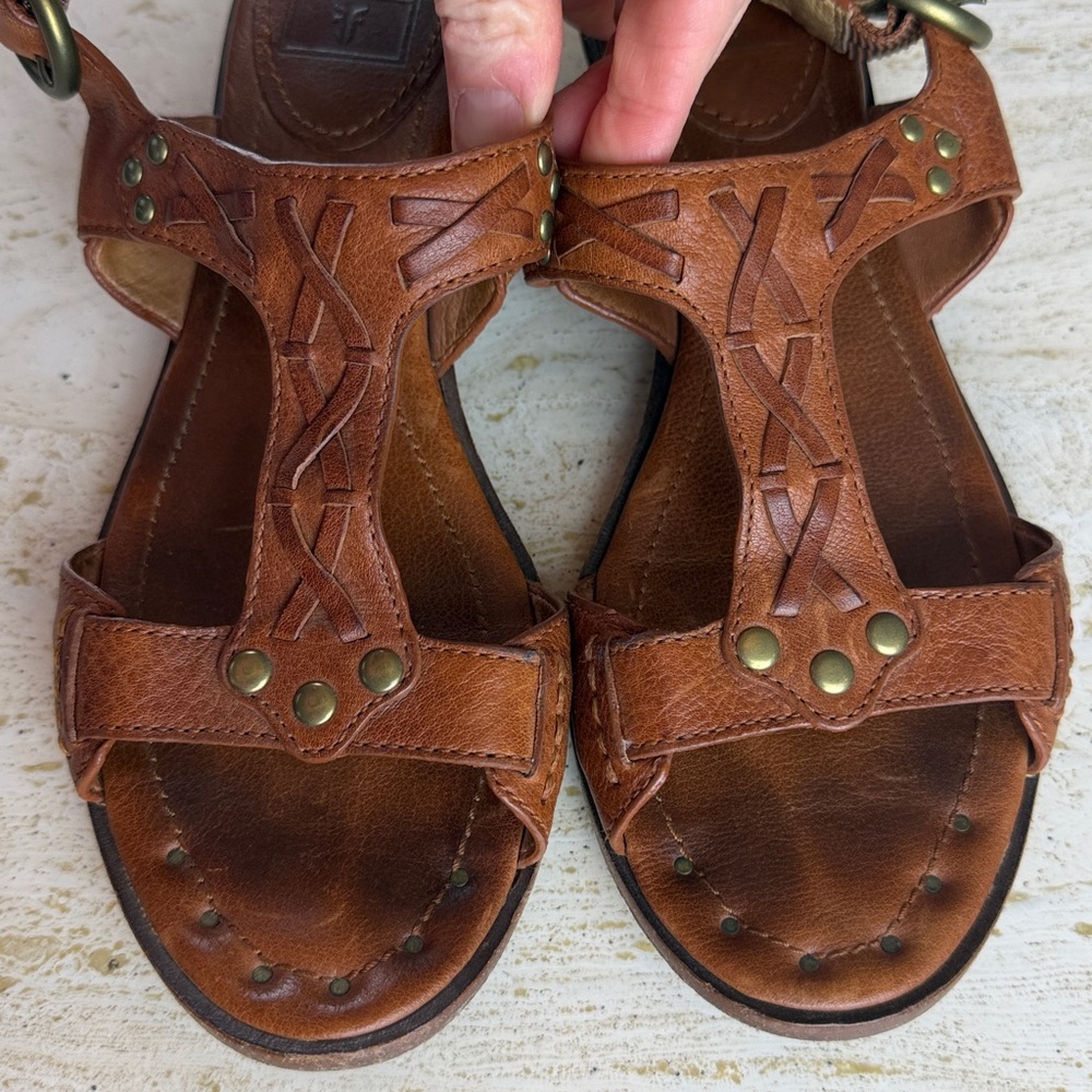 Frye Avery T-Strap Leather Cognac Brown Boho Western Sandals Women’s Size 6 - Picture 9 of 9